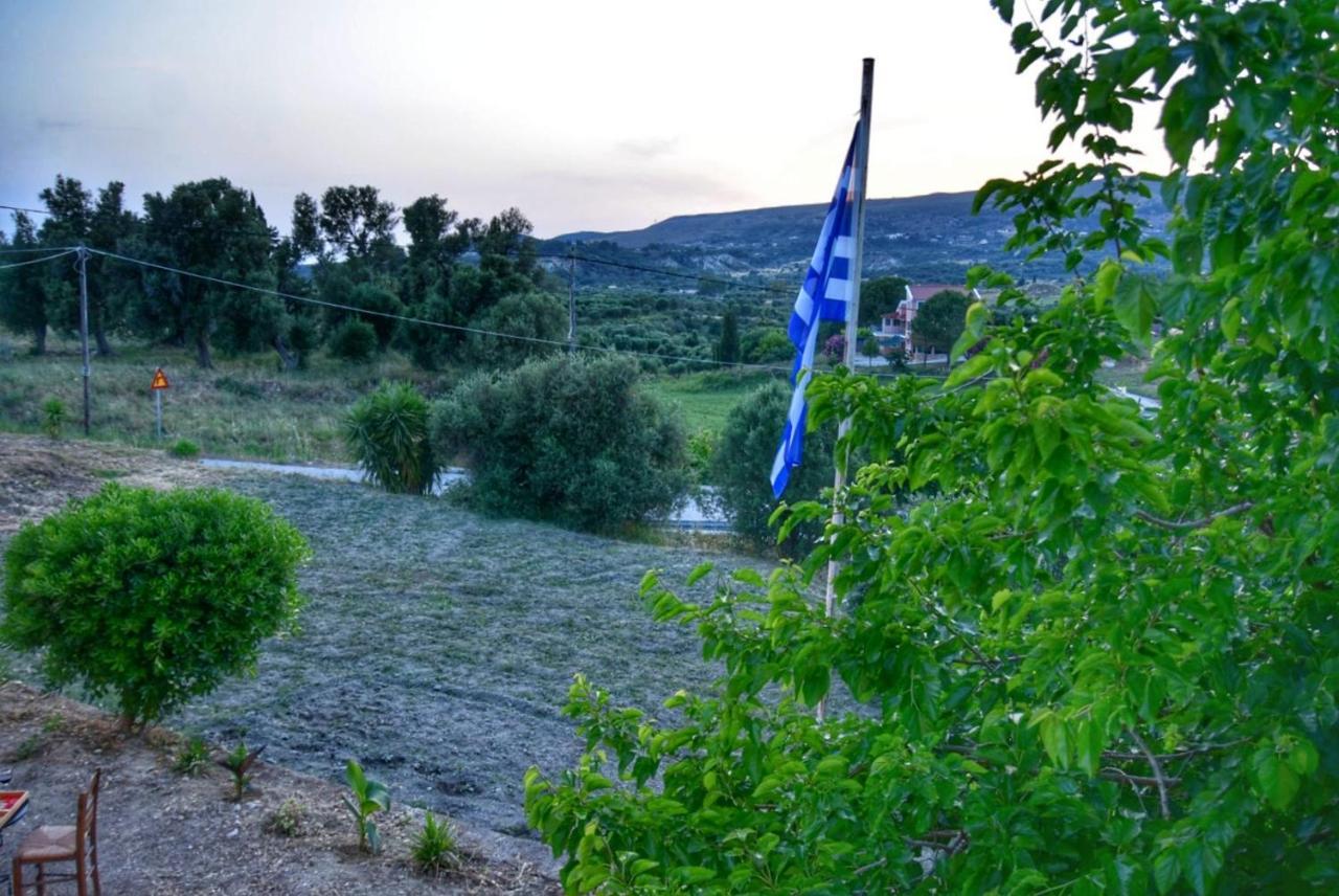 Anemomylos Apartments Lixouri Zewnętrze zdjęcie